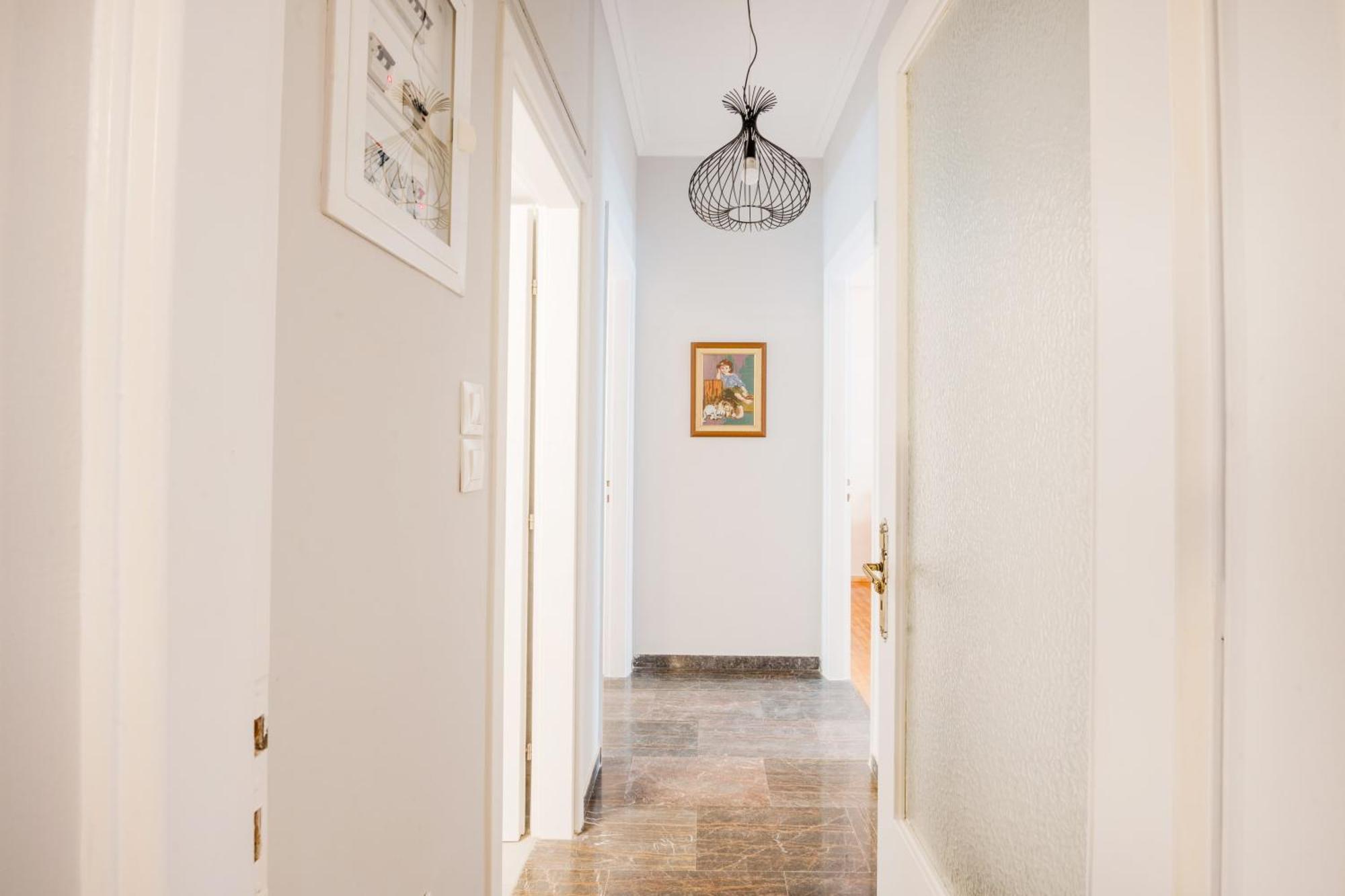 Charming & Authentic Gem - Walk To Port & Shops! Apartamento Patras Exterior foto